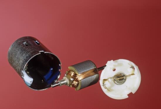 直流電機(jī)閉環(huán)控制電路，詳解直流電機(jī)閉環(huán)控制原理及電路設(shè)計(jì)