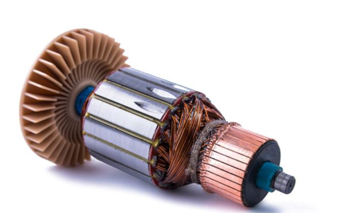 單相電雙相電三相電機(jī)，電機(jī)的基本知識和分類介紹